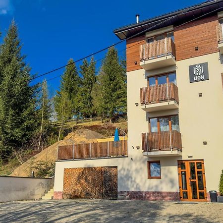 Hotel Lion à Bukovel Extérieur photo