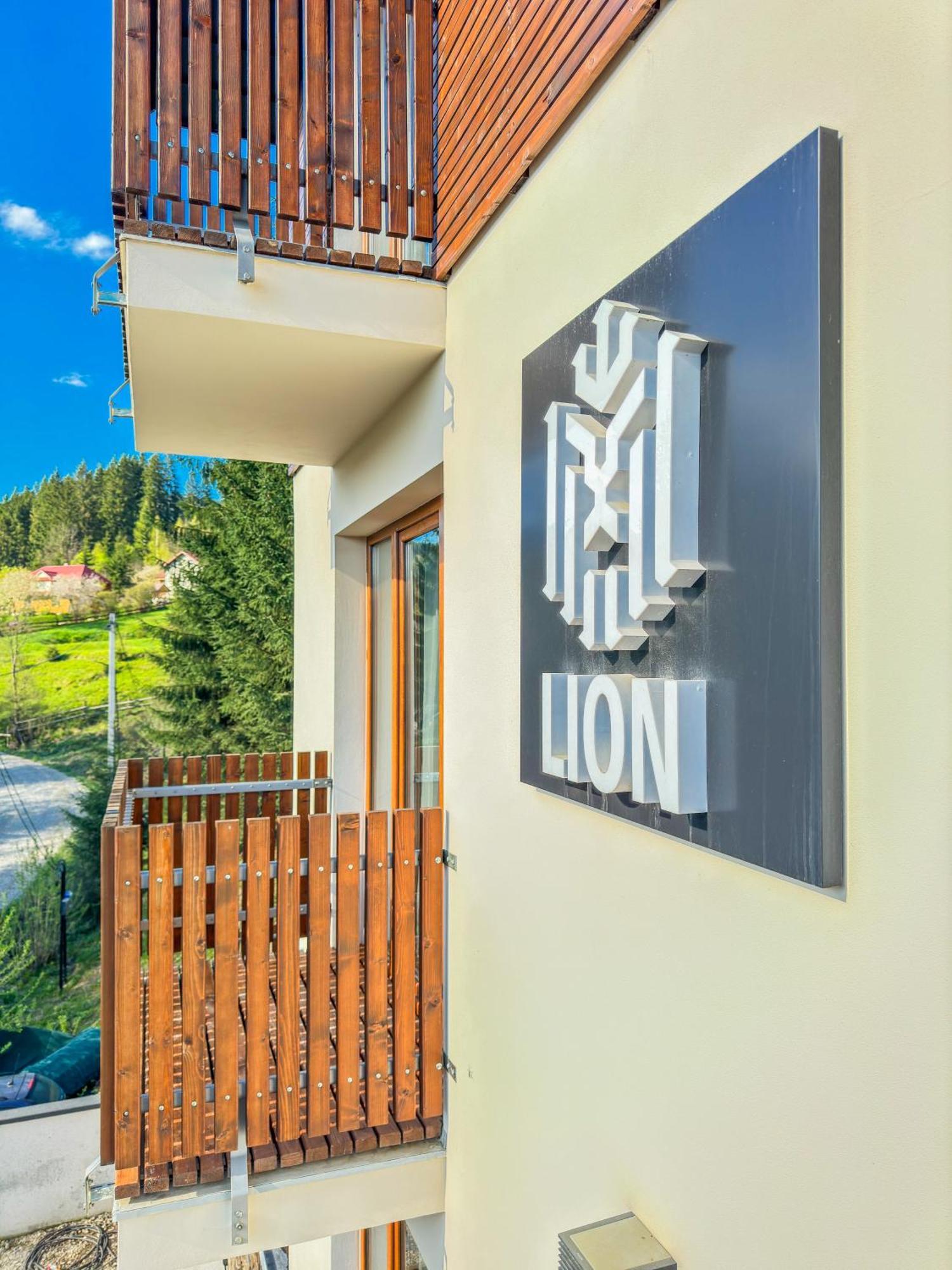 Hotel Lion à Bukovel Extérieur photo